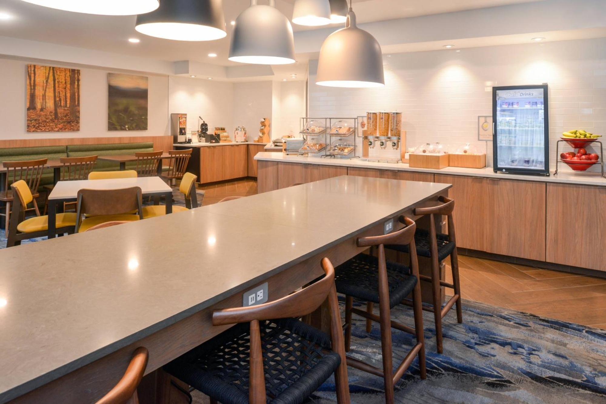 Fairfield Inn & Suites By Marriott Pittsburgh New Stanton Exterior foto